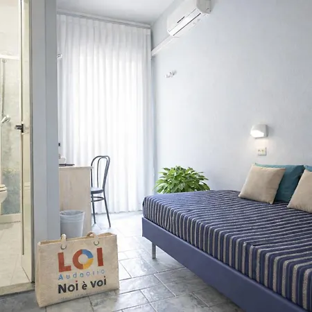 Italia Hotel 3*